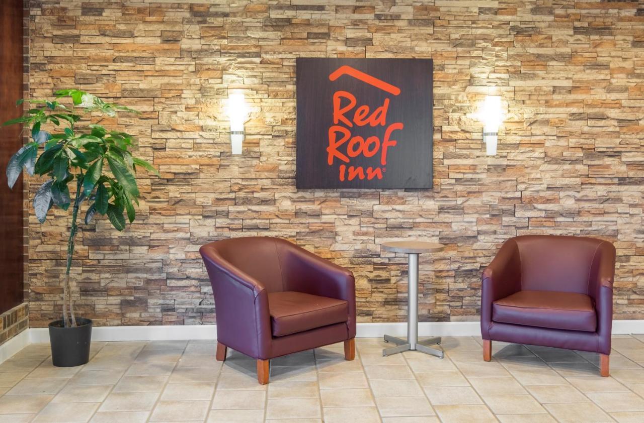 Red Roof Inn & Suites Wytheville Exterior photo